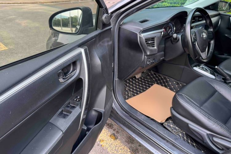 Used Toyota Corolla 2014 1.6L CVT GL-i Leather Edition
