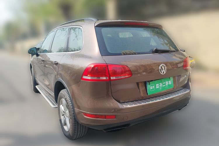 Used Volkswagen Touareg 2011 3.0 TDI Diesel Comfort Version Rear Left 45 Deg