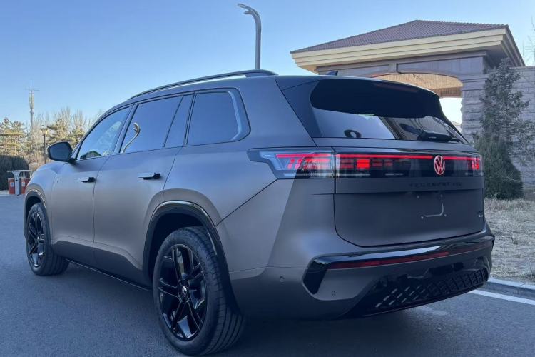 Used Volkswagen Teramont 2025 Tiguan Pro 450TSI Four-Wheel Drive Summit Edition
