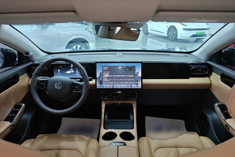 Used Leapmotor C01 2024 Pure Electric 525 Luxury Edition Center Console