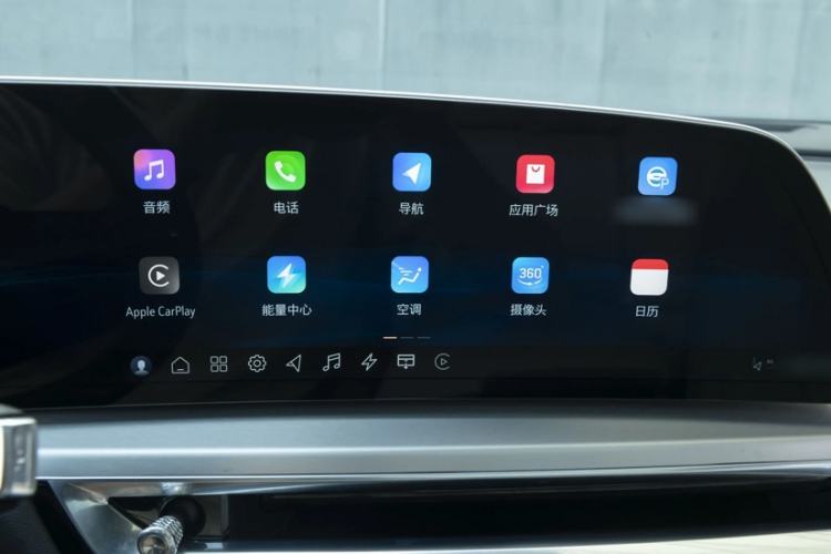 Used Cadillac LYRIQ 2022 Rear-Drive Long-Range Luxury Edition