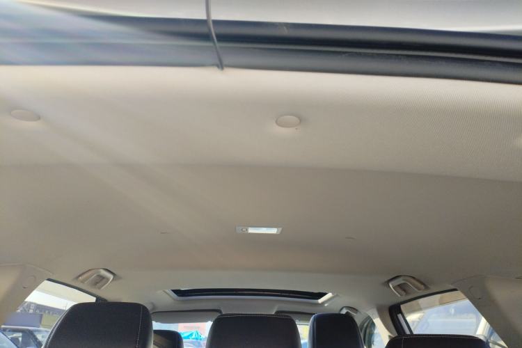 Used Landian E5 2023 1.5L DE-i 100KM Comfort Edition 7-Seater