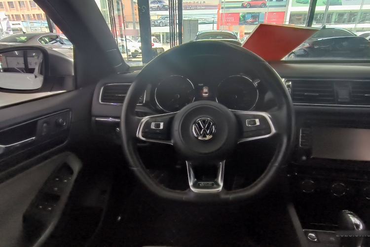 Used Volkswagen Sagitar 2016 2.0 TSI GLI