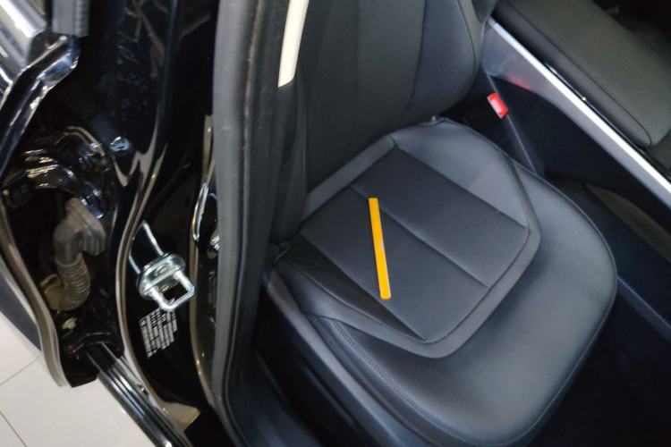 Used Wuling Xingguang 2024 Co-Creation Edition 510 Advanced Model
