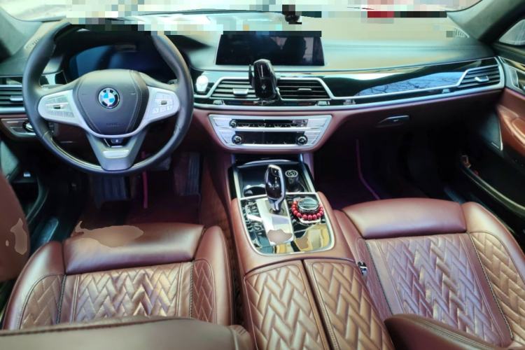 Used BMW 7 Series 2019 740Li Leading Edition Luxury Package Center Console