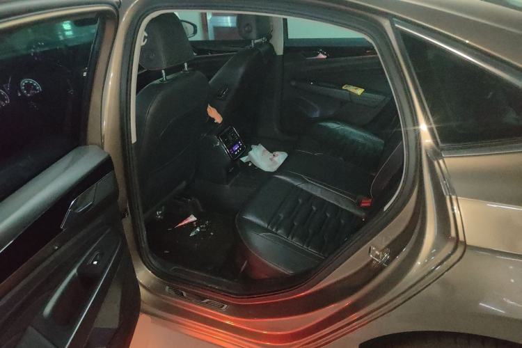 Used Volkswagen Passat 2019 330TSI Elite Edition China V Standard Left Rear Seat