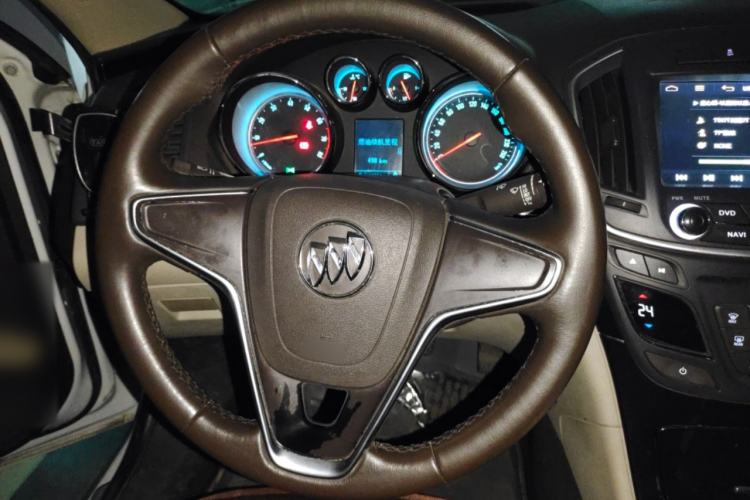 Used Buick Regal 2014 2.0L Leading Fashion Edition Steering Wheel