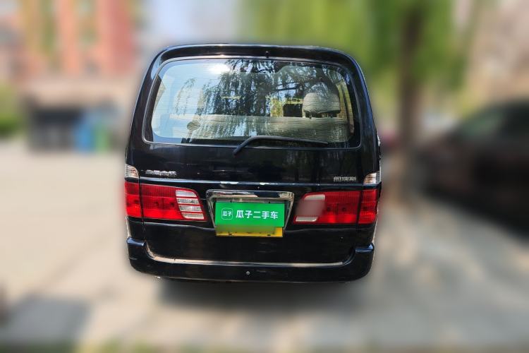 Used Jinbei Grace 2013 2.0L Zhi Ling Standard Version 11-Seater National Games Commemorative Edition Euro 5 10-Seater
