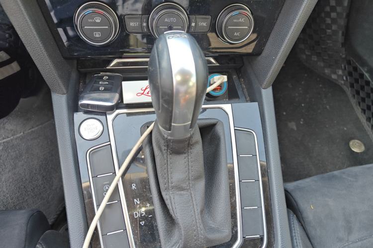 Used Volkswagen Magotan 2017 330TSI DSG Luxury Model
