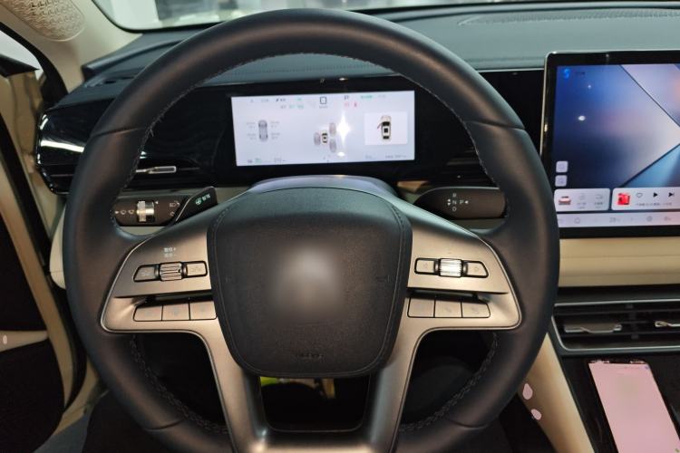 Used BYD Qin L 2025 EV 545KM Beyond Version
