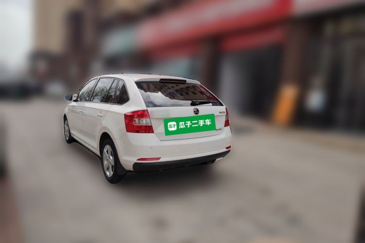 Used Skoda Rapid Spaceback 2014 1.6L Automatic Enjoyment Edition Rear Left 45 Deg