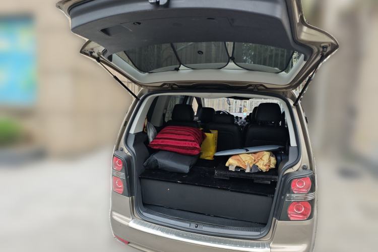 Used Volkswagen Touran 2015 1.4T Manual Comfort Edition 5-Seater