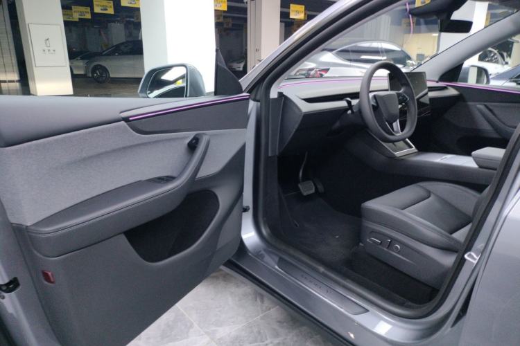 Used Tesla Model Y 2026 Model Long-Range Rear-Wheel-Drive Version