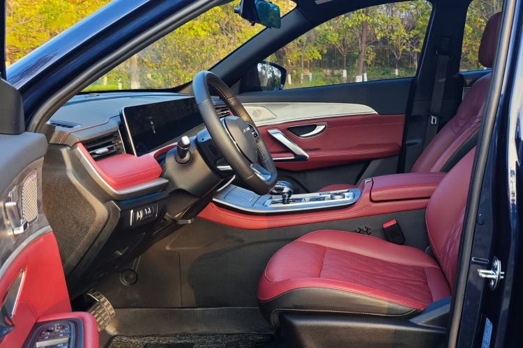 Used JETOUR X70 PLUS 2023 1.6T DCT Stronger 7-Seater