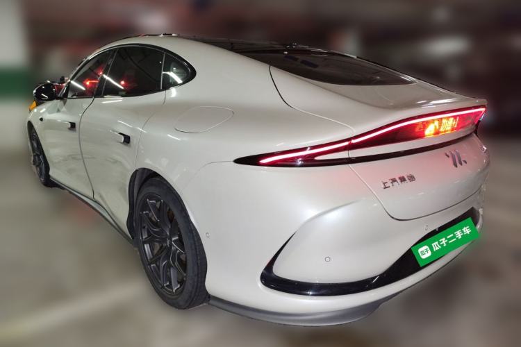 Used IM L6 2024 Max Standard Edition Rear Left 45 Deg