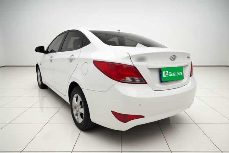 Used Hyundai Verna (older generation) 2016 1.4L Manual Smart GLS Trim