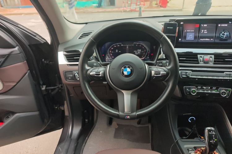 Used BMW X1 2021 sDrive25Li Leading Model Steering Wheel
