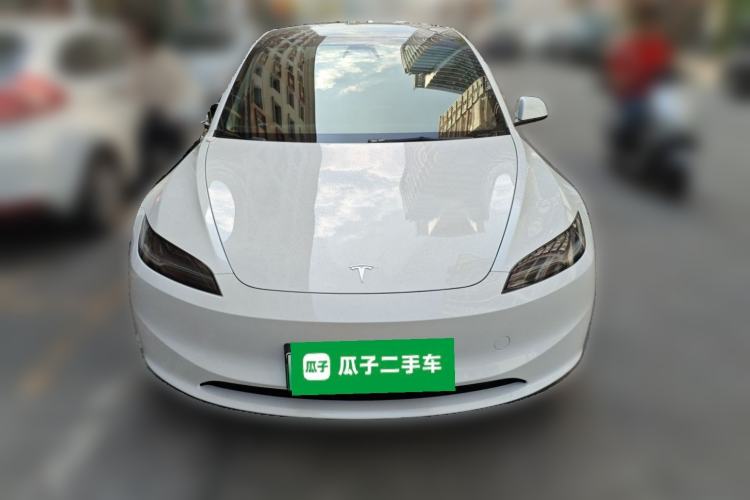 Used Tesla Model 3 2025 Rear-Wheel-Drive Version
