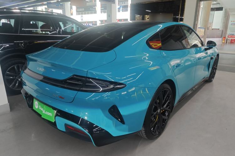 Used Xiaomi Auto SU7 2024 Four-Wheel Drive Ultra-Long Range Advanced Intelligent Driving Max Edition
