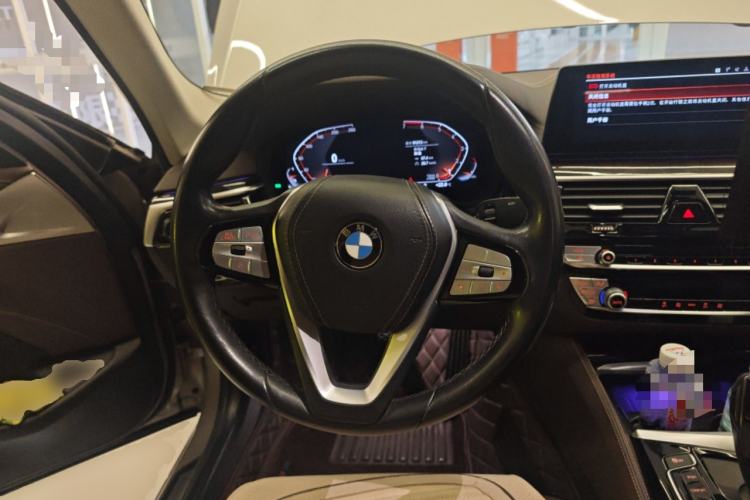 Used BMW 5 Series 2020 525Li Luxury Package
