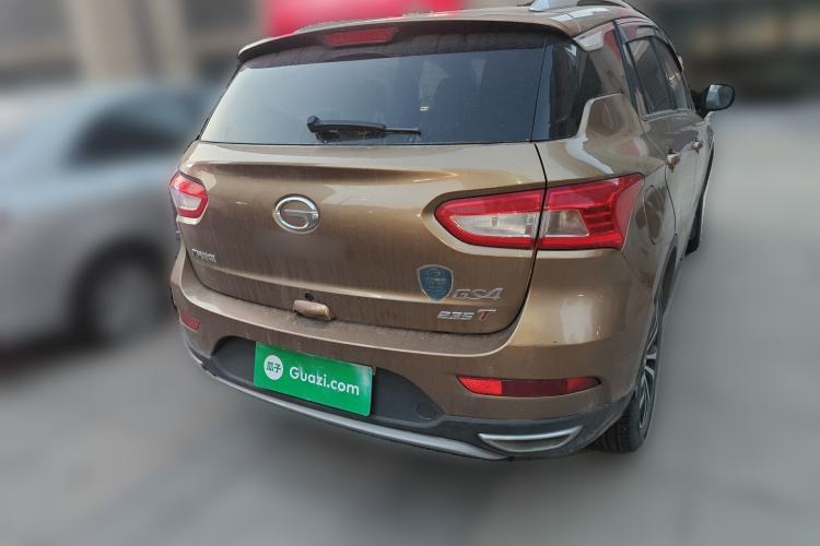 Used GAC Trumpchi GS4 2017 235T Manual Two-Wheel Drive Luxury Edition
