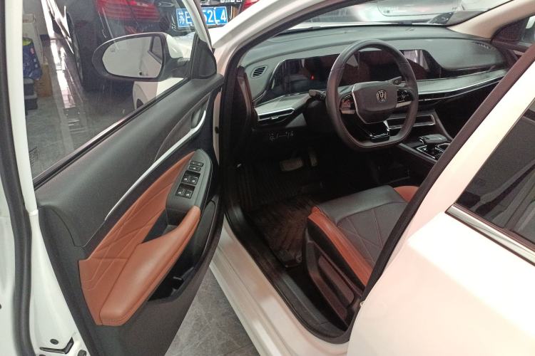 Used Changan Eado 2023 Changan Edition PLUS Blue Whale NE 1.4T GDI DCT Prestige Version