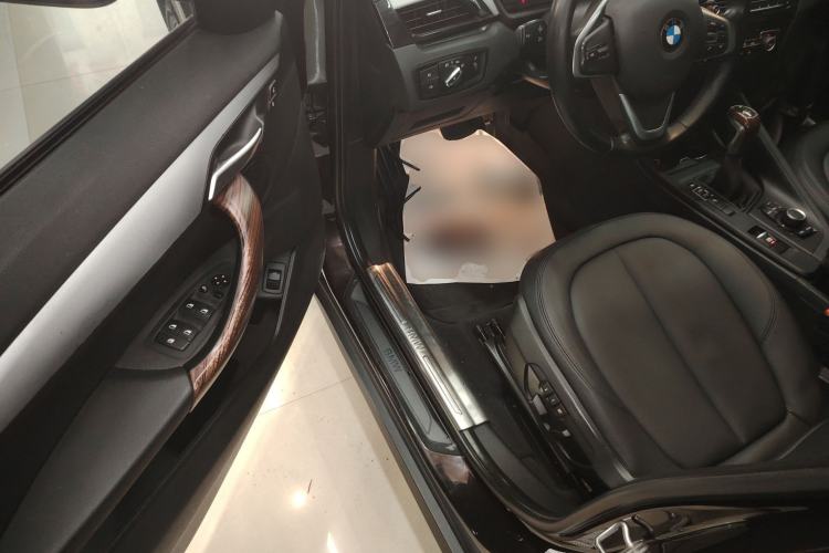 Used BMW X1 2016 sDrive18Li Premium Edition
