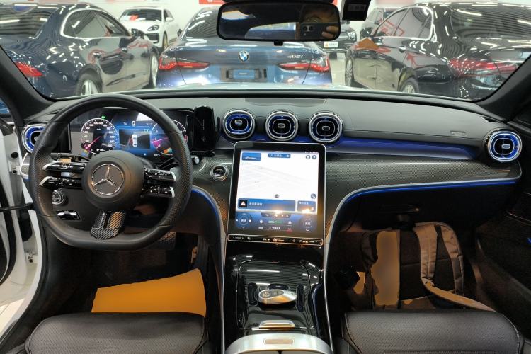 Used Mercedes-Benz C-Class 2022 Restyled C 260 L Sport Edition Center Console