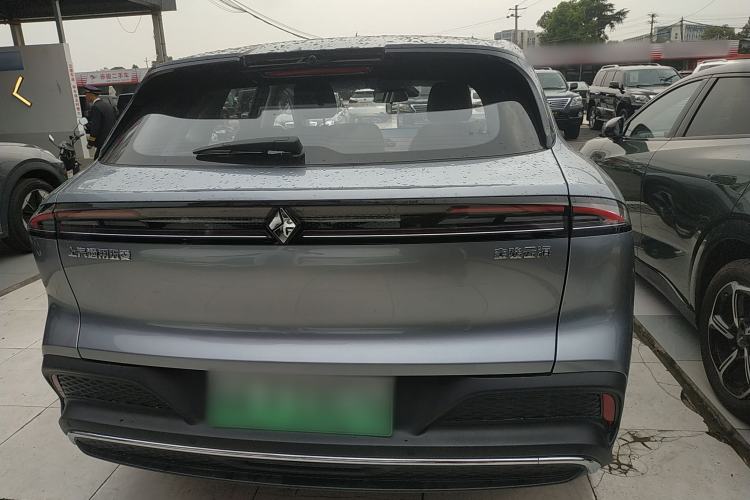 Used Baojun Yunhai 2024 60km Plug-in Hybrid Version
