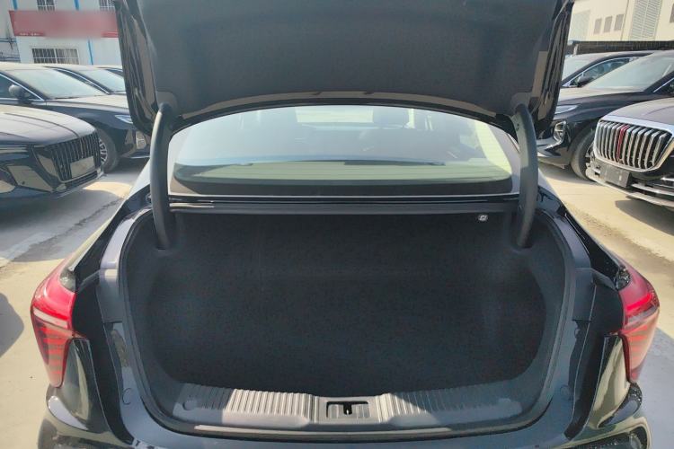 Used Hongqi H5 2024 1.5T DCT Smart Connect Flagship Edition