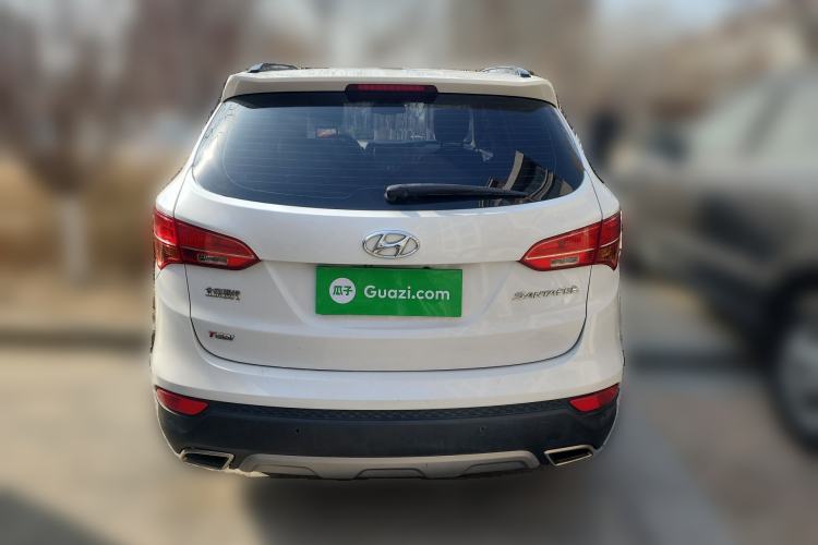 Used Hyundai Santa Fe 2015 2.0T Automatic Two-Wheel Drive Smart Version 5 Seats