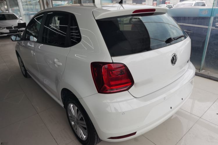 Used Volkswagen Polo 2016 1.6L Automatic Comfort Model Exterior 2