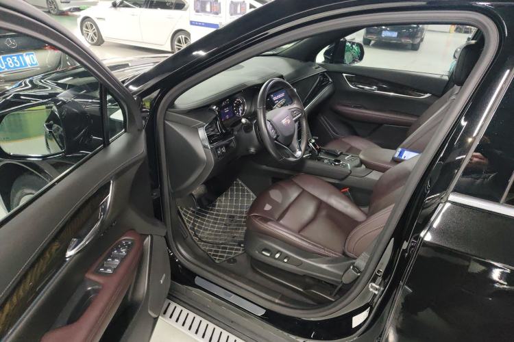 Used Cadillac XT6 2021 2.0T 6-Seater Two-Wheel Drive Luxury Version Driver Seat