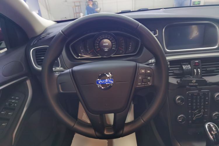 Used Volvo V40 2016 T3 Zhiyi Edition Steering Wheel