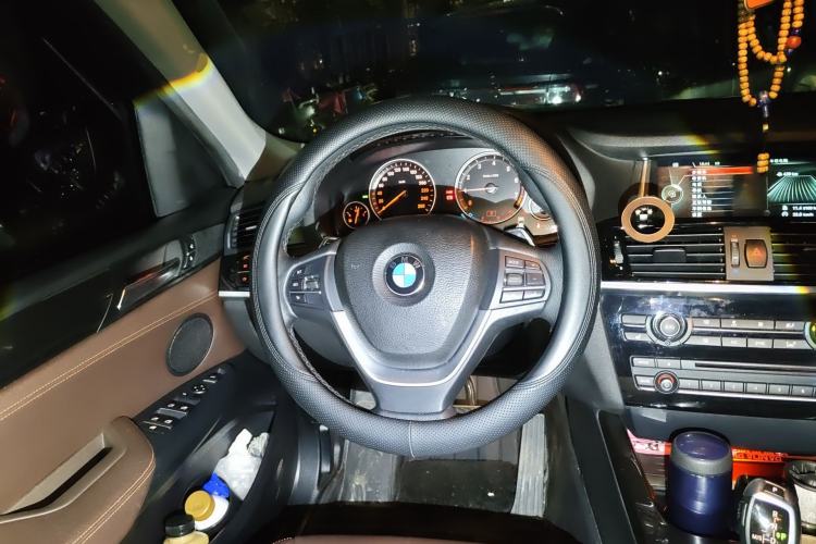 Used BMW X4 2014 xDrive20i X Design Package Steering Wheel