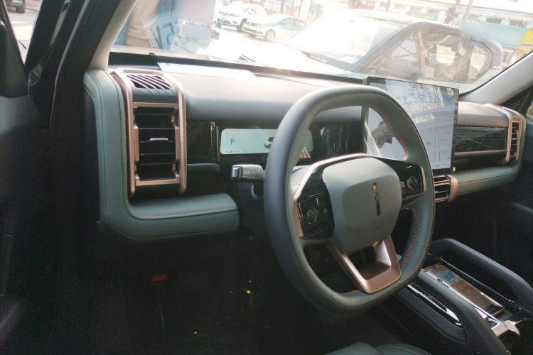 Used iCAR 03 2024 472km Four-Wheel Drive Long-Range Version
