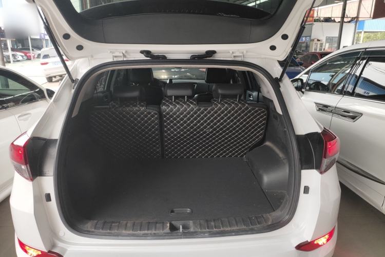 Used Hyundai Tucson 2018 1.6T Dual-Clutch Two-Wheel Drive 15th Anniversary Special Edition
