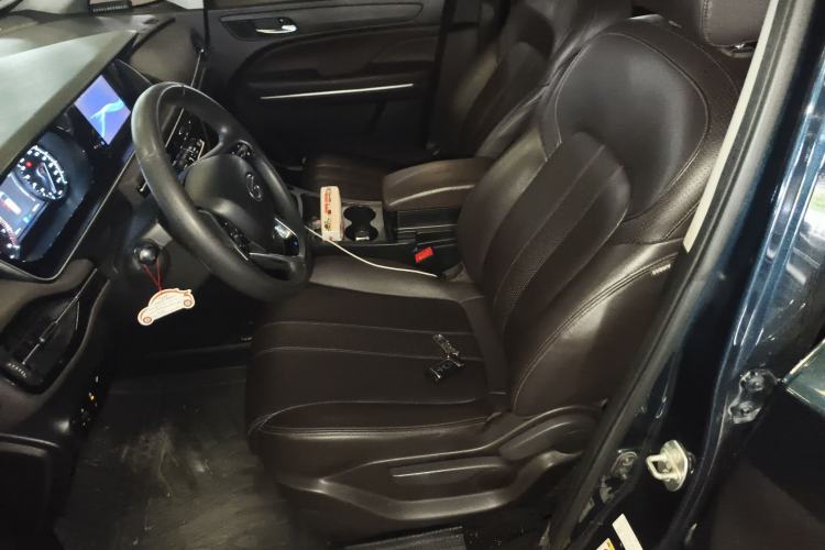 Used GAC Trumpchi M6 2019 270T DCT Luxury Edition (7-seater) China VI