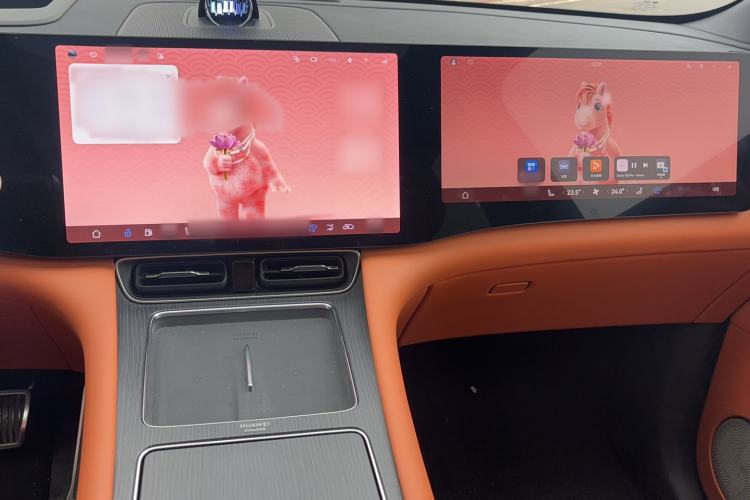 Used Hima AITO M8 2025 Extended-Range Ultra Version 53.4 kWh 5-Seater Edition Audio And AC Panel