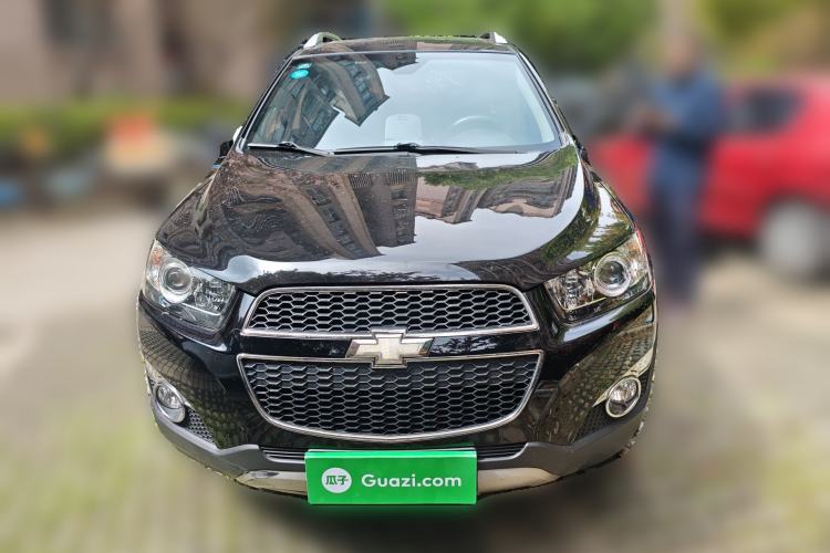 Used Chevrolet Captiva 2014 2.4L 4x4 Flagship Edition 7 Seats Front