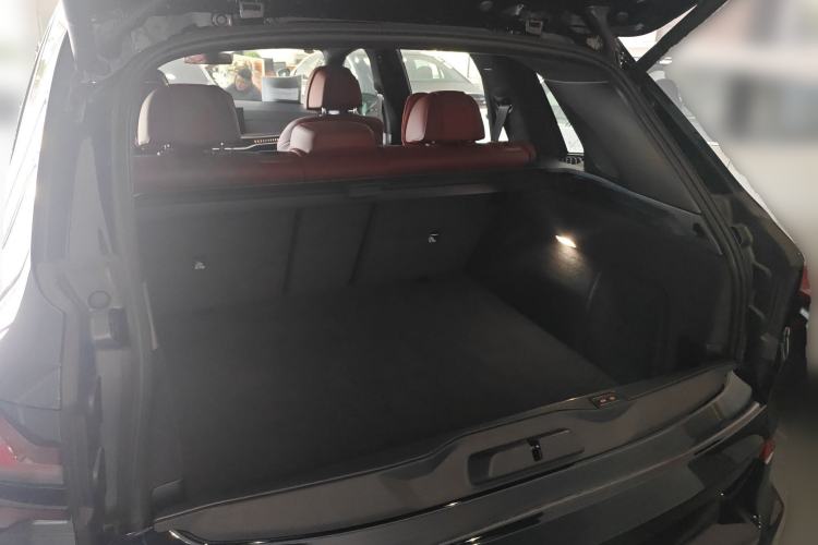 Used BMW X5 2023 xDrive 40Li Luxury Edition M Sport Night Vision Package Trunk