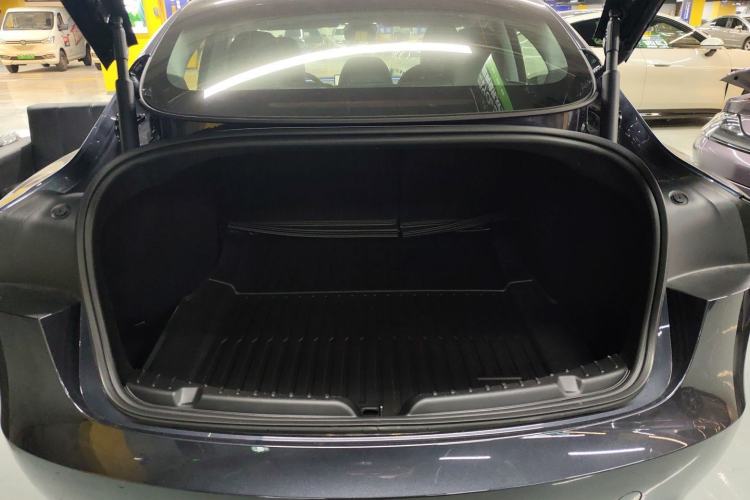 Used Tesla Model 3 2023 Long-Range All-Wheel-Drive Version