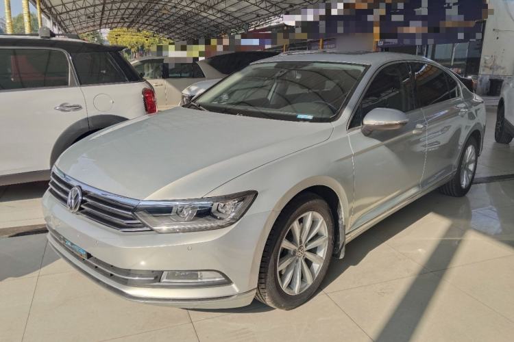 Used Volkswagen Magotan 2019 330TSI DSG Leading Edition China V Standard