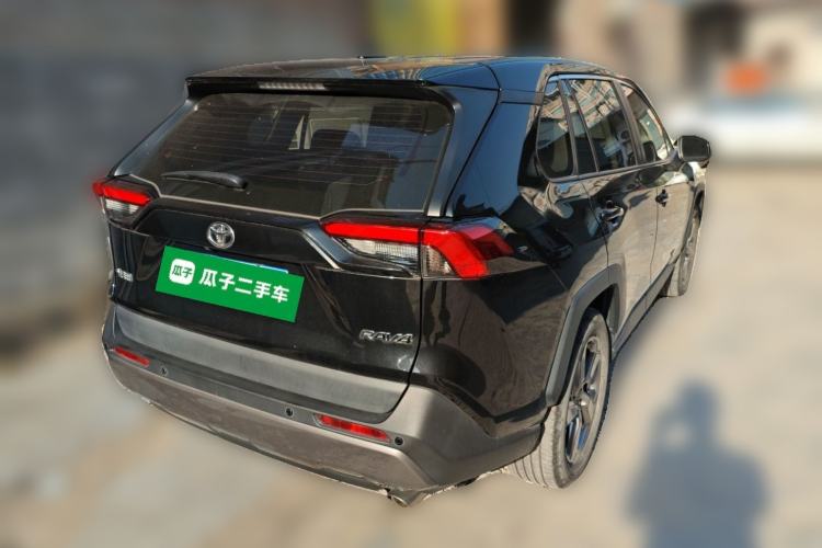 Used Toyota RAV4 2022 2.0L CVT Two-Wheel Drive Fashion Edition
