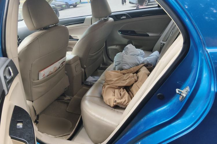 Used BYD Surui 2012 1.5TI Manual Luxury Version