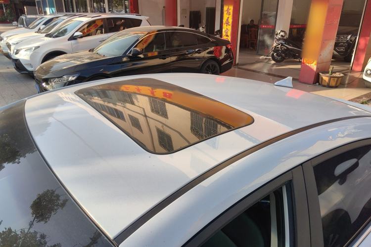 Used Hyundai Elantra (6th Generation / Lingdong) 2016 1.6L Automatic ZhiXuan – Elite Version
