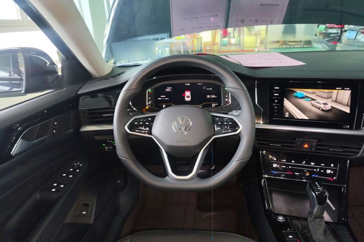 Used Volkswagen Passat 2024 280TSI Elite Edition Steering Wheel