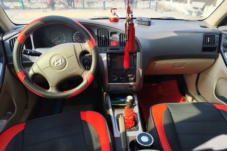 Used Hyundai Elantra 2011 1.6L Manual Comfort Version