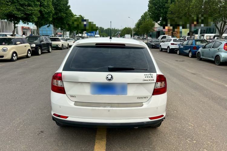 Used Skoda Rapid Spaceback 2016 1.6L Manual Trend Edition Exterior 7