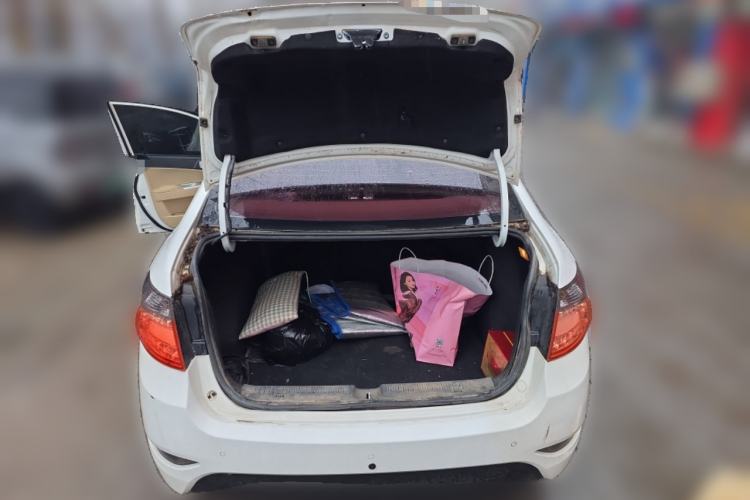 Used Brilliance H330 2013 1.5L Manual Luxury Model
